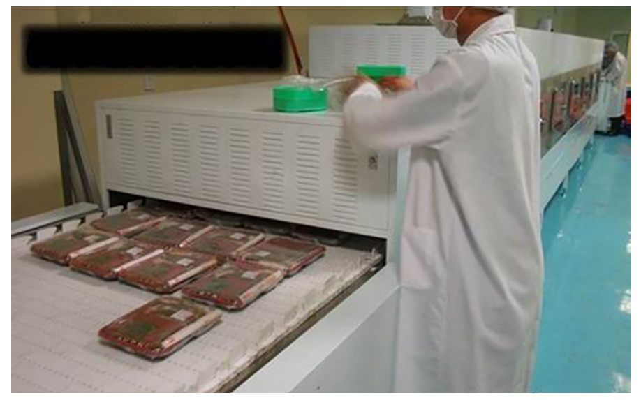 Stable and low-noise operation drying oven for fruit